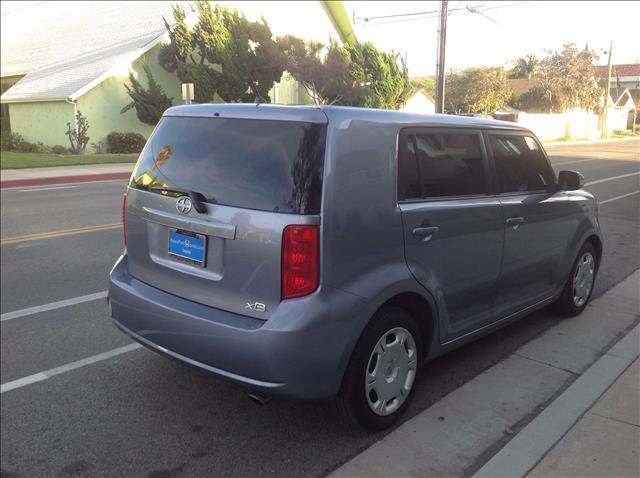 2009 Scion xB SW2