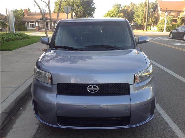 2009 Scion xB SW2