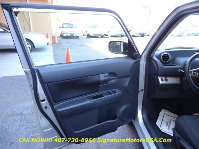 2010 Scion xB EX Manual 4WD