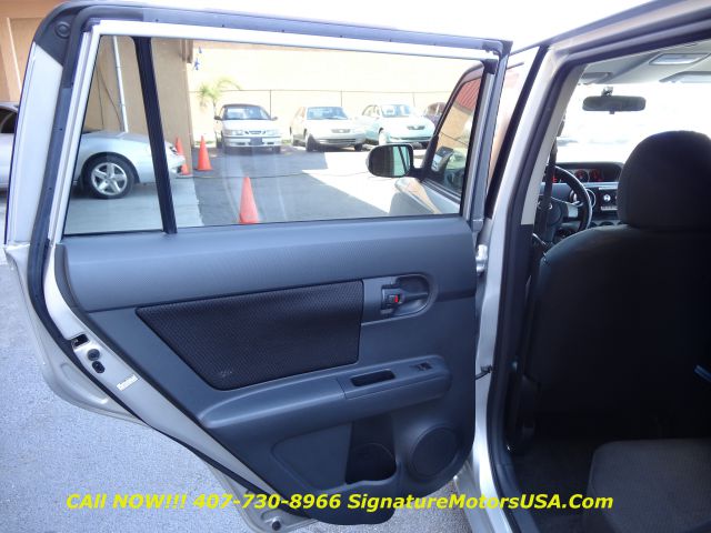 2010 Scion xB EX Manual 4WD