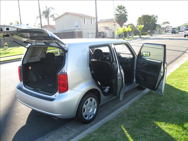 2010 Scion xB Unknown