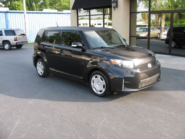 2011 Scion xB Crew Cab 4WD XLT