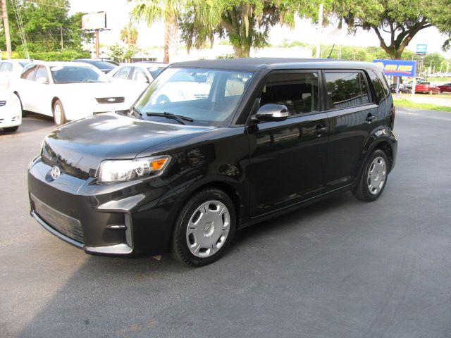 2011 Scion xB Crew Cab 4WD XLT