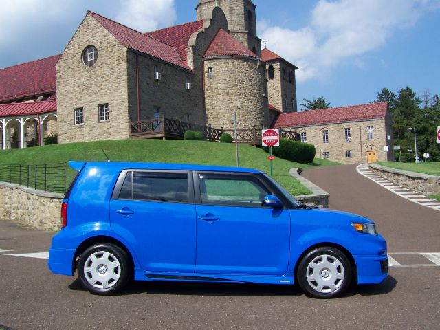 2011 Scion xB SLT 4X4 2500 Loaded W/video