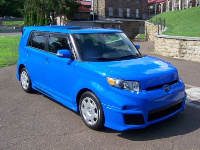 2011 Scion xB SLT 4X4 2500 Loaded W/video