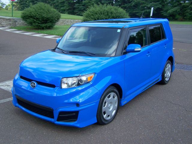 2011 Scion xB SLT 4X4 2500 Loaded W/video