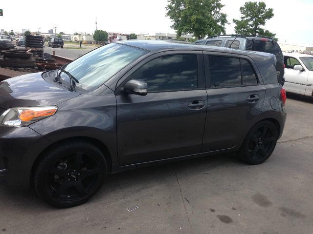 2008 Scion xD 1500 LS Ext. Cab Sportside