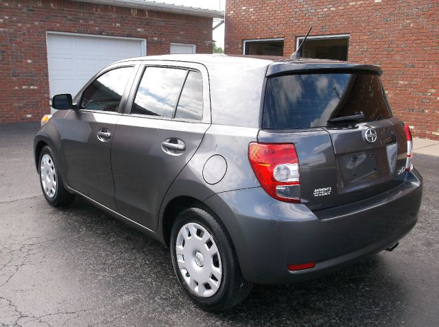 2008 Scion xD 1500 LS Ext. Cab Sportside