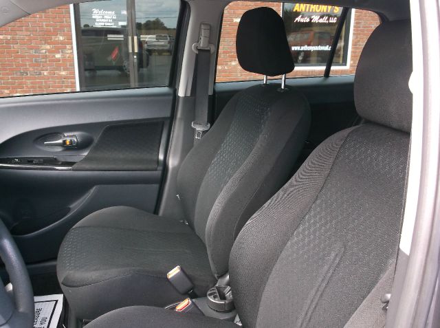 2008 Scion xD 1500 LS Ext. Cab Sportside