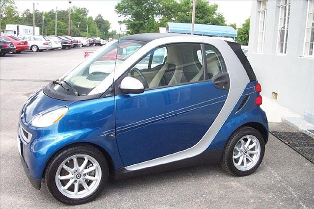 2009 Smart fortwo 4dr Sdn V6 RWD W/1sc