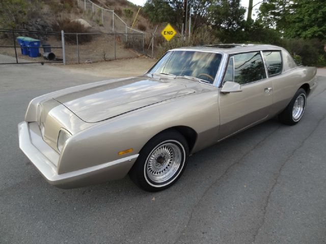 1987 Studebaker Avanti Hd 4X4 Long Bed