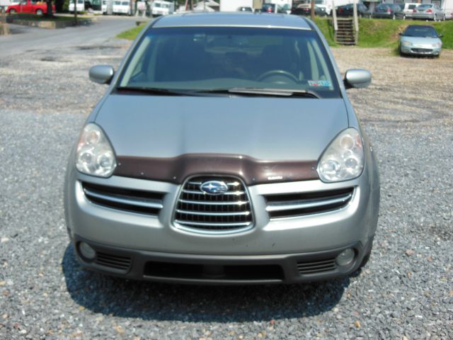 2006 Subaru B9 Tribeca 5d Hatchback