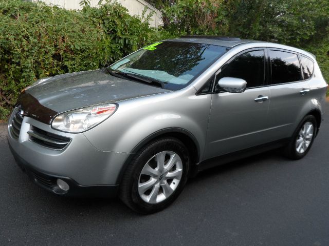 2006 Subaru B9 Tribeca 5d Hatchback