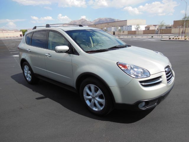 2006 Subaru B9 Tribeca 5d Hatchback