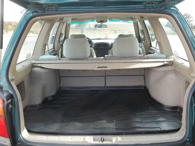 1998 Subaru Forester 4dr Sdn Sport FWD Sedan