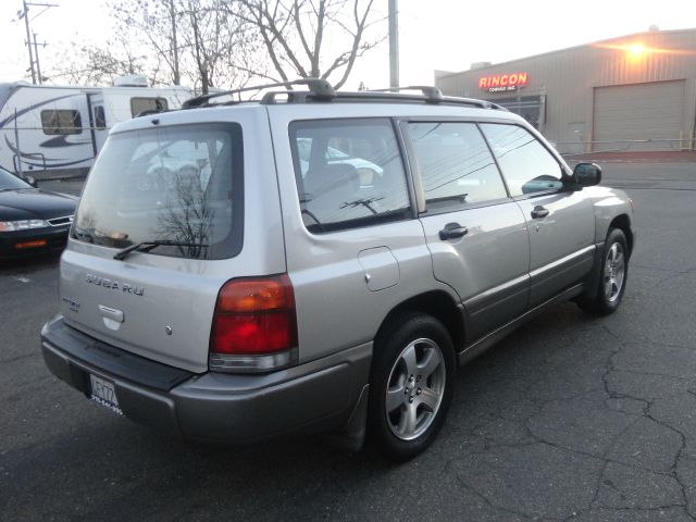 1999 Subaru Forester XR