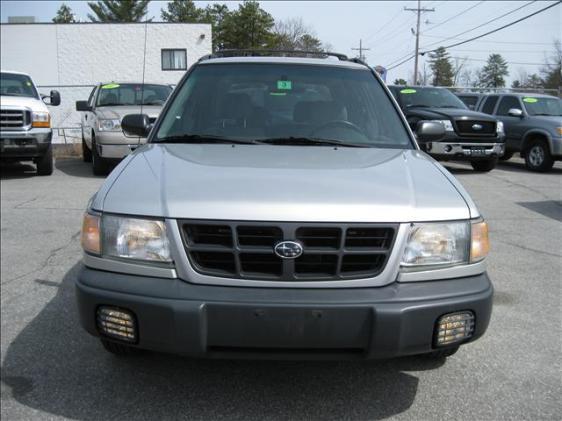 2000 Subaru Forester ESi