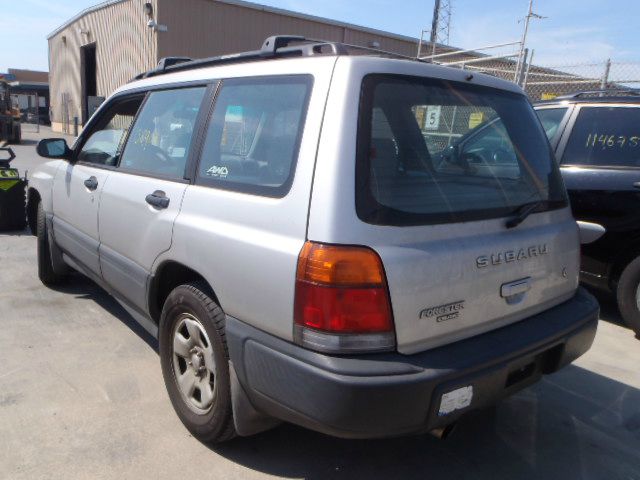 2000 Subaru Forester ESi