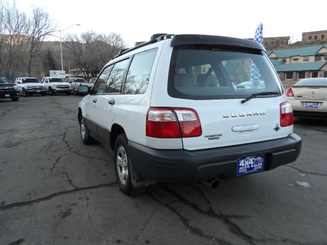 2001 Subaru Forester ESi