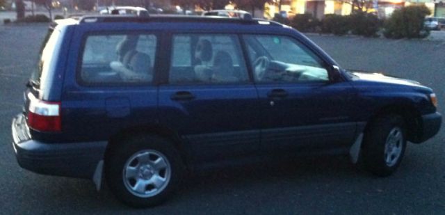 2001 Subaru Forester ESi