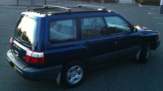 2001 Subaru Forester ESi