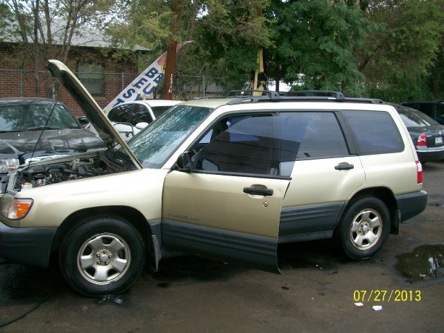 2001 Subaru Forester ESi