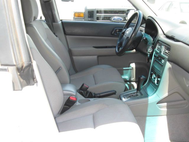 2003 Subaru Forester Lt1,crew,bucket Seats