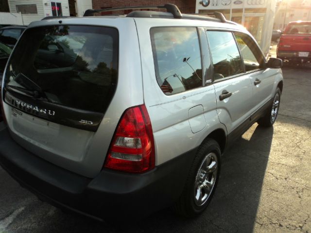 2004 Subaru Forester Lt1,crew,bucket Seats