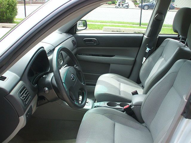 2004 Subaru Forester Lt1,crew,bucket Seats