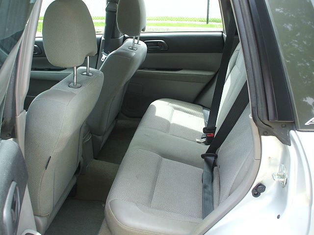 2004 Subaru Forester Lt1,crew,bucket Seats