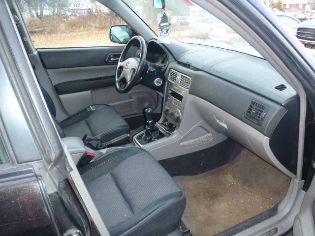 2004 Subaru Forester Personal Luxury