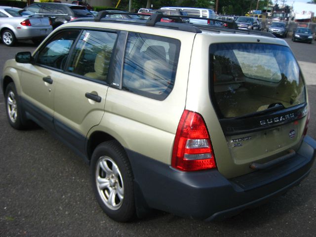 2004 Subaru Forester Lt1,crew,bucket Seats