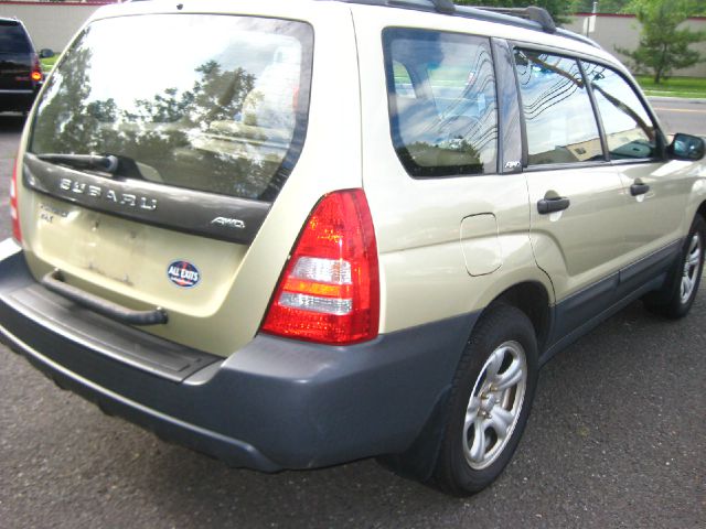 2004 Subaru Forester Lt1,crew,bucket Seats