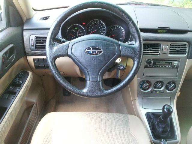 2005 Subaru Forester Lt1,crew,bucket Seats