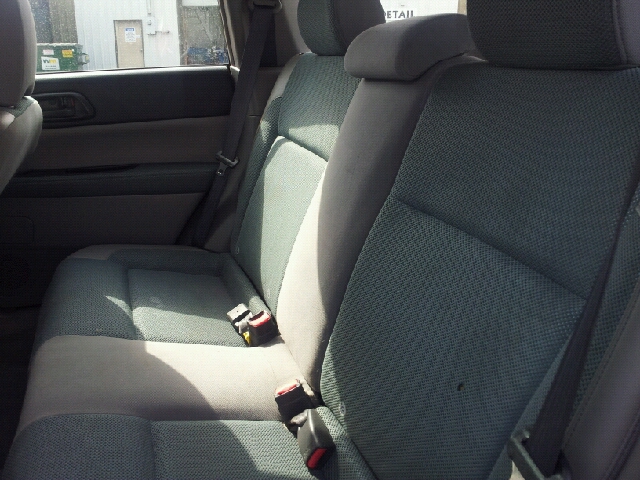 2005 Subaru Forester Lt1,crew,bucket Seats