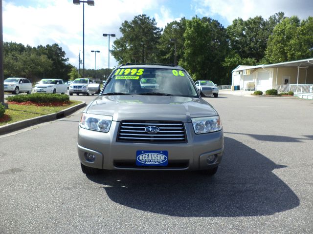 2006 Subaru Forester 2500hd 4x4 W/ Plow System