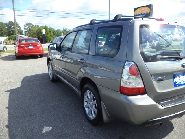 2006 Subaru Forester 2500hd 4x4 W/ Plow System