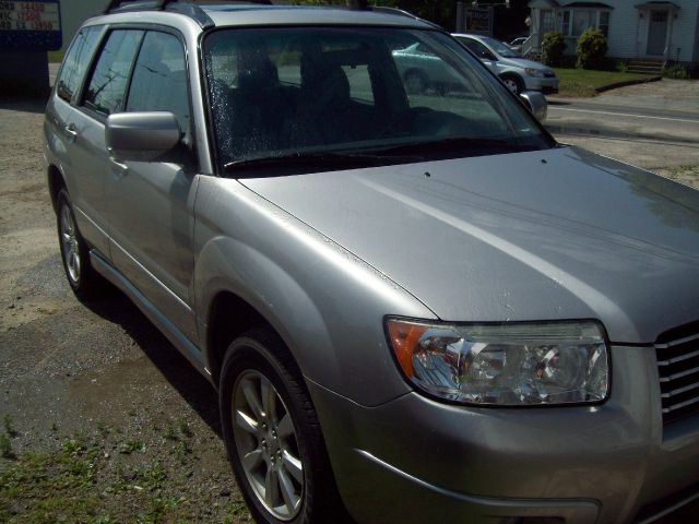 2006 Subaru Forester 2500hd 4x4 W/ Plow System