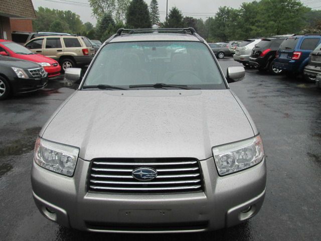 2006 Subaru Forester 2500hd 4x4 W/ Plow System