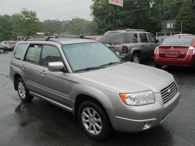 2006 Subaru Forester 2500hd 4x4 W/ Plow System