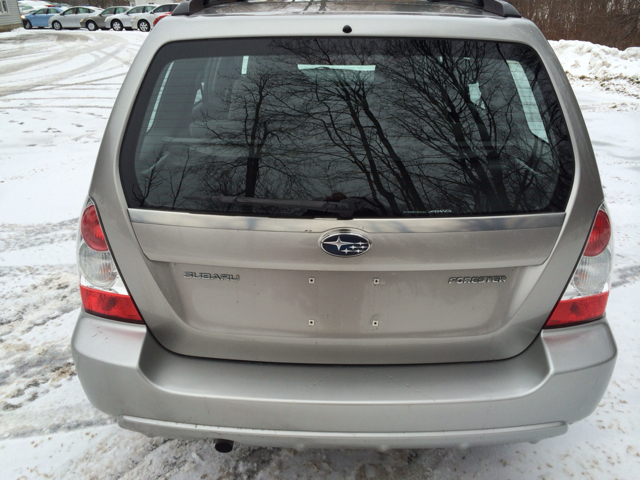 2006 Subaru Forester 2500hd 4x4 W/ Plow System