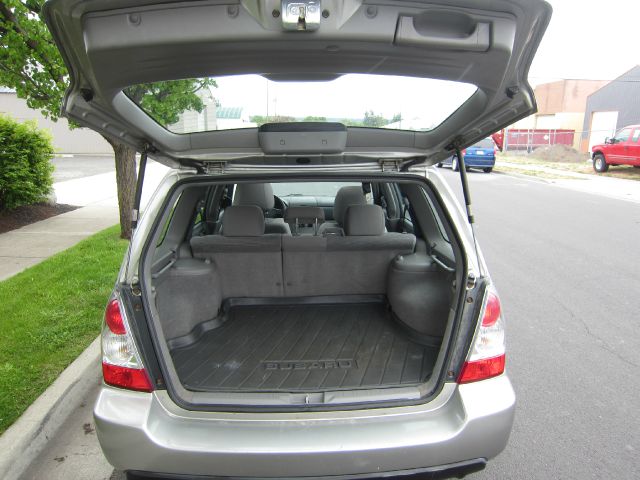 2006 Subaru Forester 2500hd 4x4 W/ Plow System