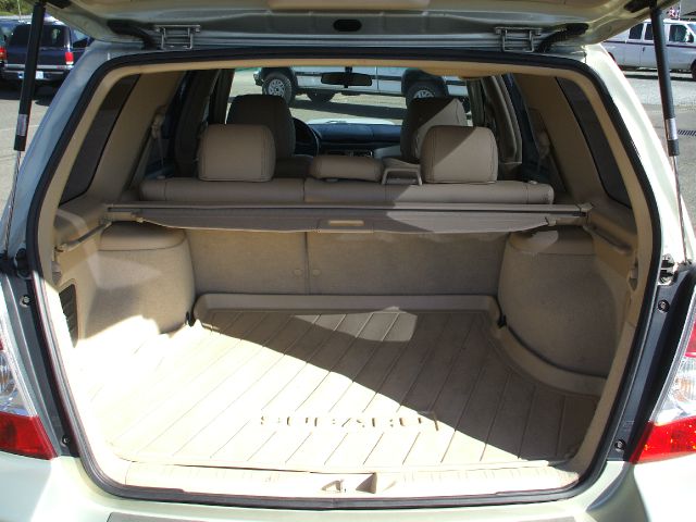 2006 Subaru Forester 323i Sedan