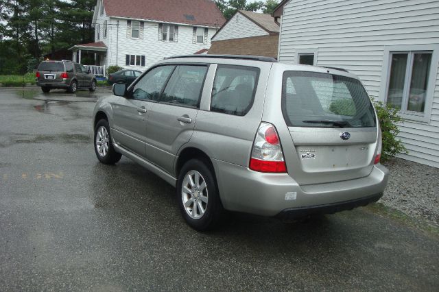 2006 Subaru Forester 2500hd 4x4 W/ Plow System