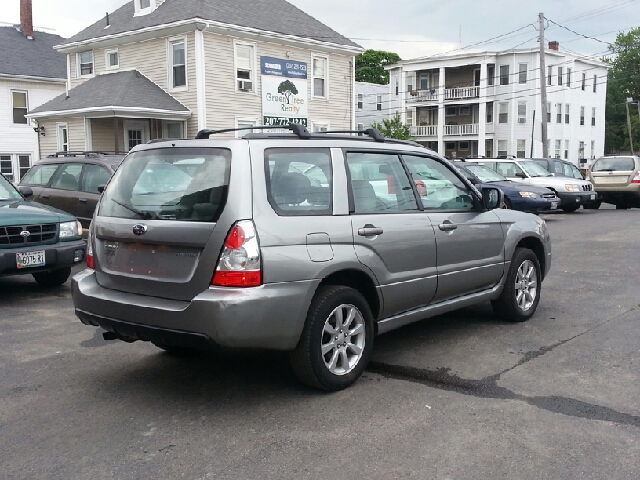 2007 Subaru Forester 2500hd 4x4 W/ Plow System