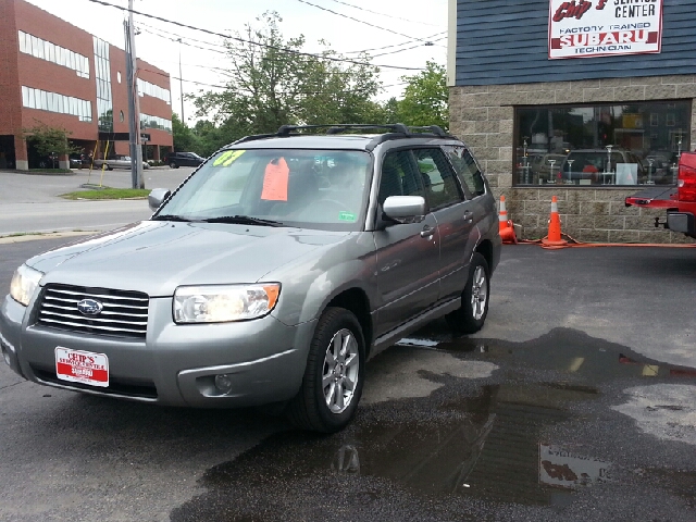 2007 Subaru Forester 2500hd 4x4 W/ Plow System