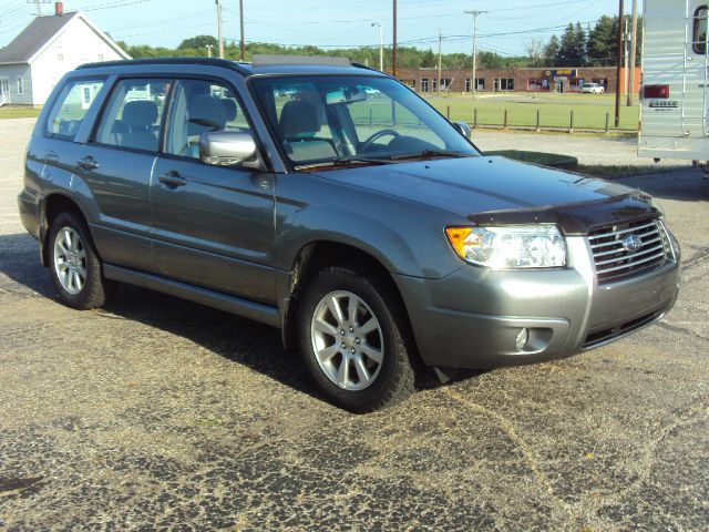 2007 Subaru Forester 2500hd 4x4 W/ Plow System