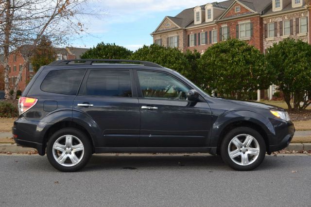 2009 Subaru Forester 2dr 2.5L PZEV