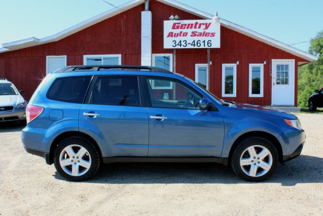 2009 Subaru Forester 2dr 2.5L PZEV