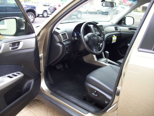 2009 Subaru Forester 2dr 2.5L PZEV